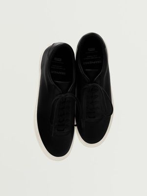 에센셜 슈즈 - 블랙/에크루