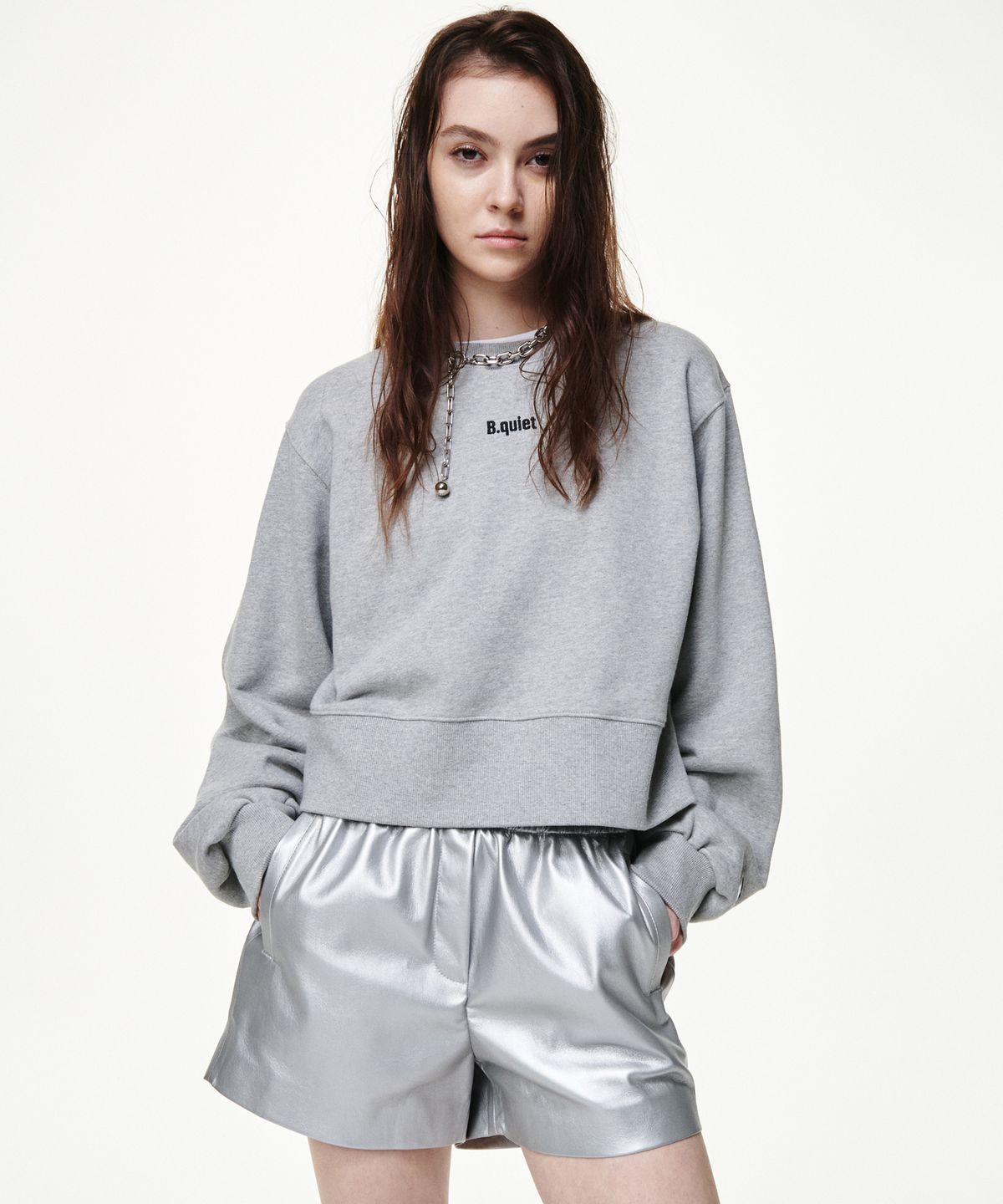 비콰이엇(B QUIET) CROPPED SWEATSHIRT_MELANGE GRAY