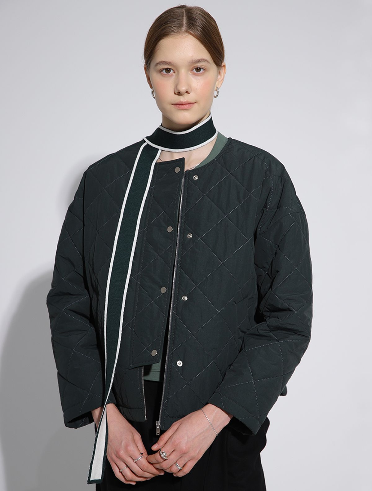 르이엘(LE YIEL) Quilting Crop Padding Jumper_Green 퀼팅 크롭 패딩 점퍼_그린