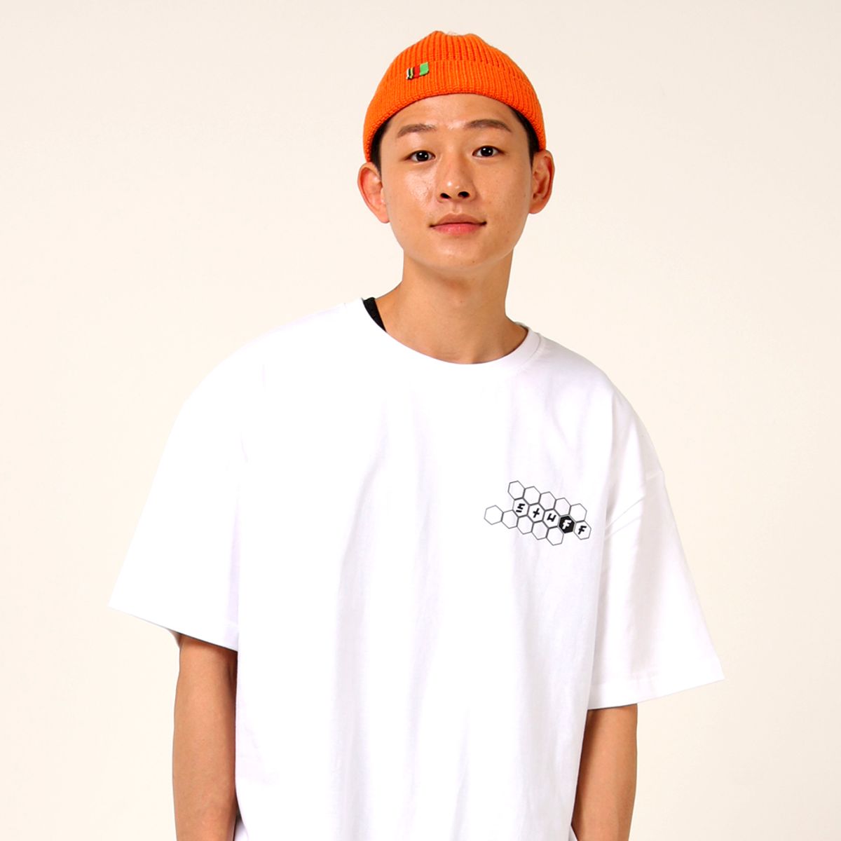 스터프(STUFF) 헥사로고 화이트 헤비 반팔티