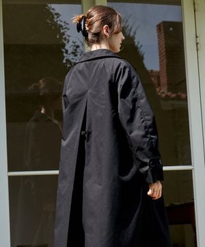 뉴아주 플로우 트렌치코트 (블랙)