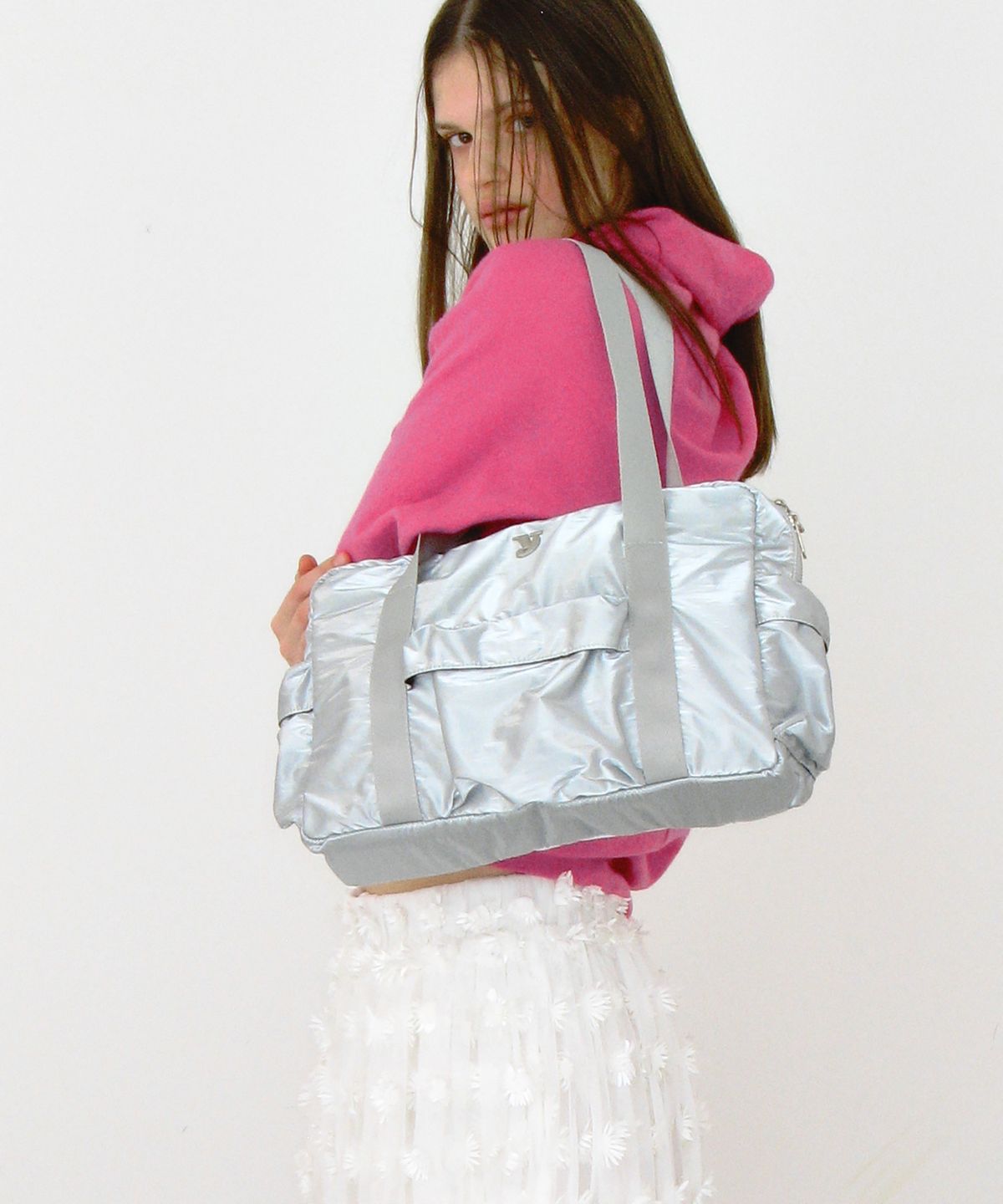 여밈(YEOMIM) weekend bag (silver)