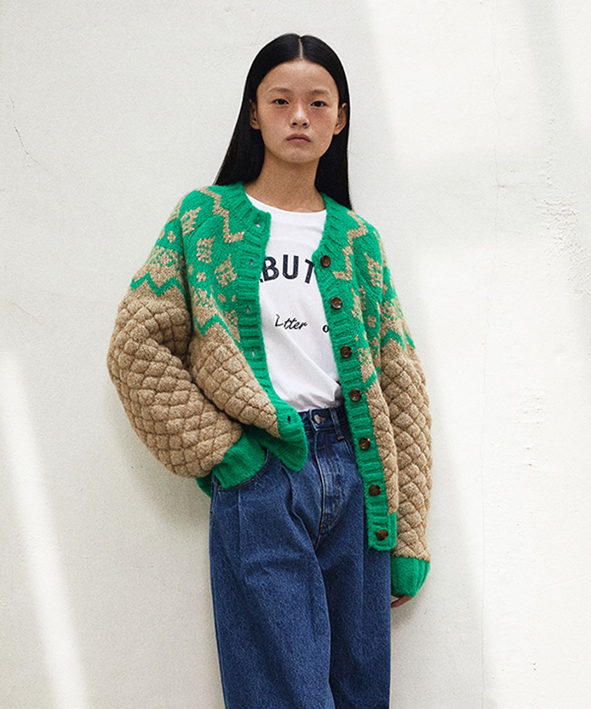 그린버터(GREENBUTTER) Waffle Nordic Cardigan (Beige)