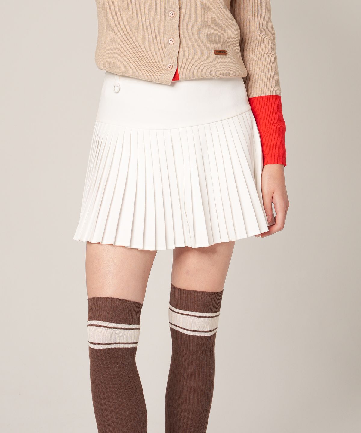 몽버디 골프(MONBIRDIE GOLF) WARM PLEATS EMBROIDERED 기모 자수포인트 스커트 WHITE