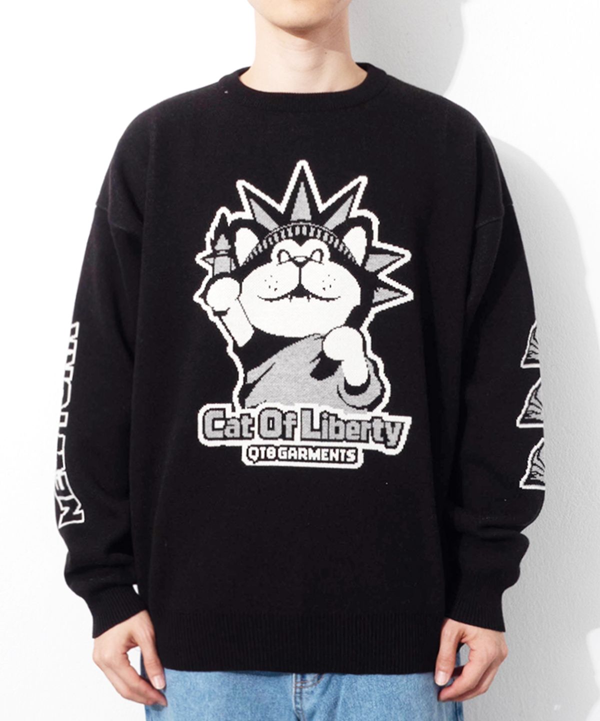 큐티에잇 가먼츠(QT8 GARMENTS) GB Cat of Liberty Jacquard Sweater (Black)