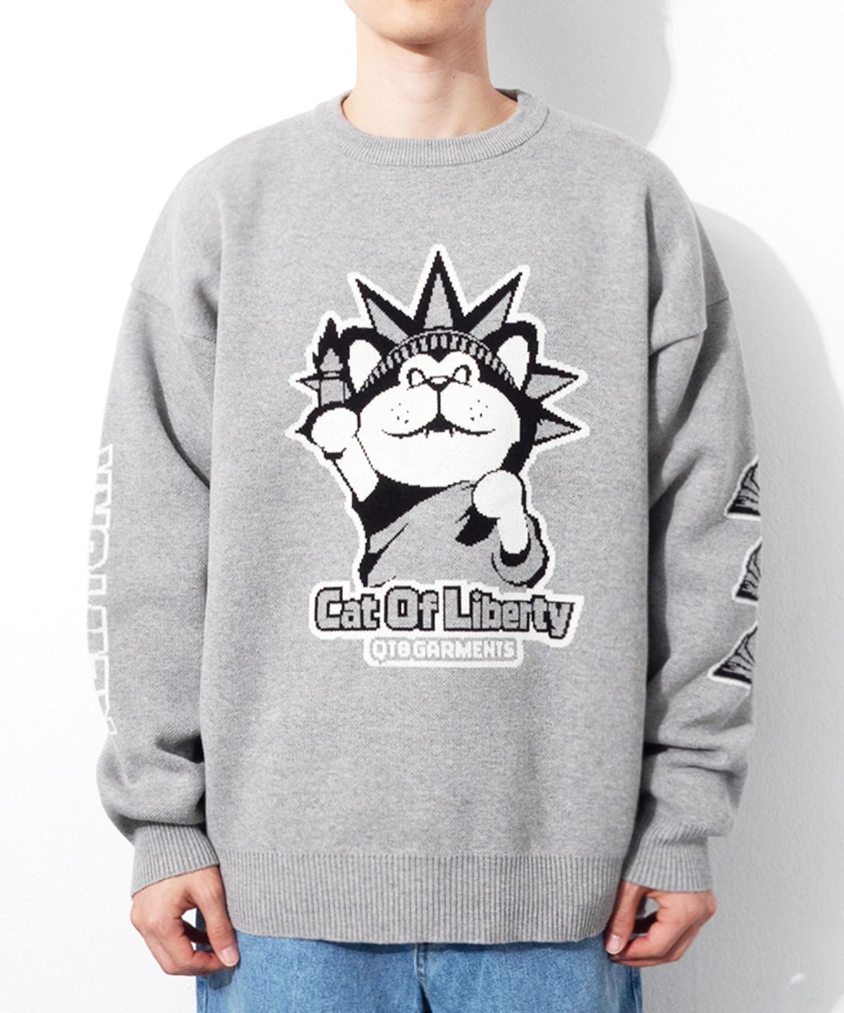 큐티에잇 가먼츠(QT8 GARMENTS) GB Cat of Liberty Jacquard Sweater (Grey)