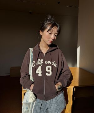 Patch Crop Hood Zip-up / WHMZG1111F