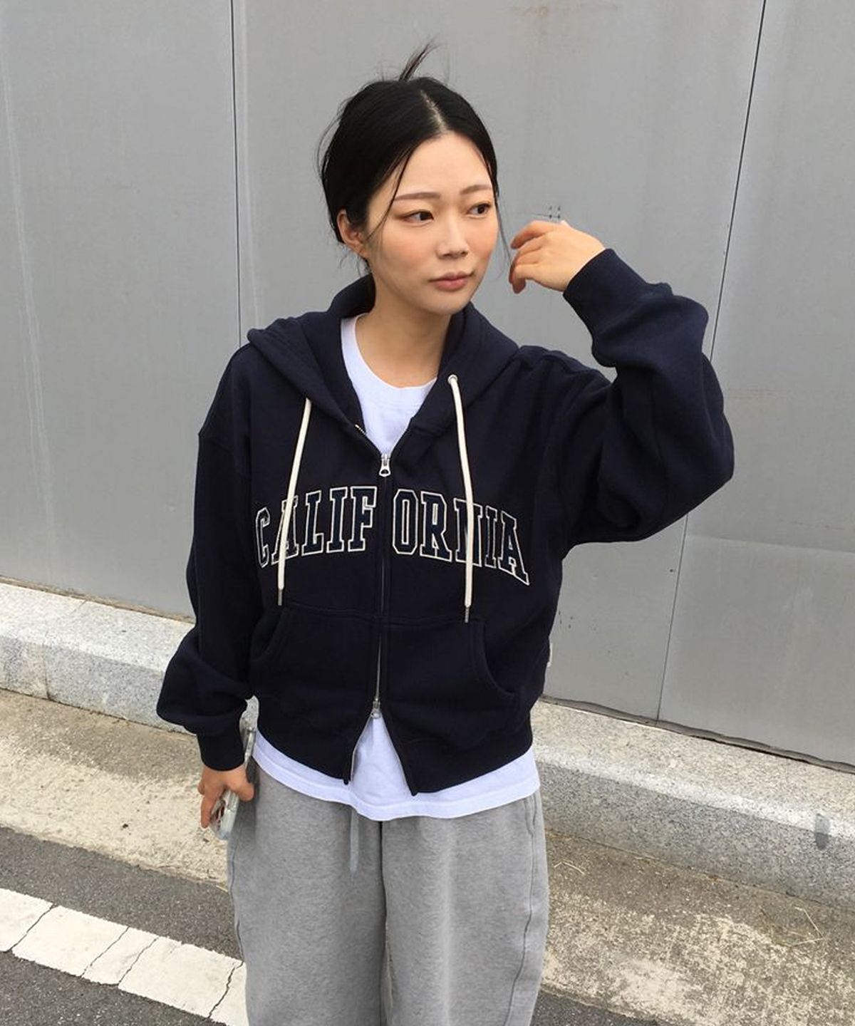 후아유(WHO.A.U) Signature Patch Hood Zip-up(F) / WHMZG4911F