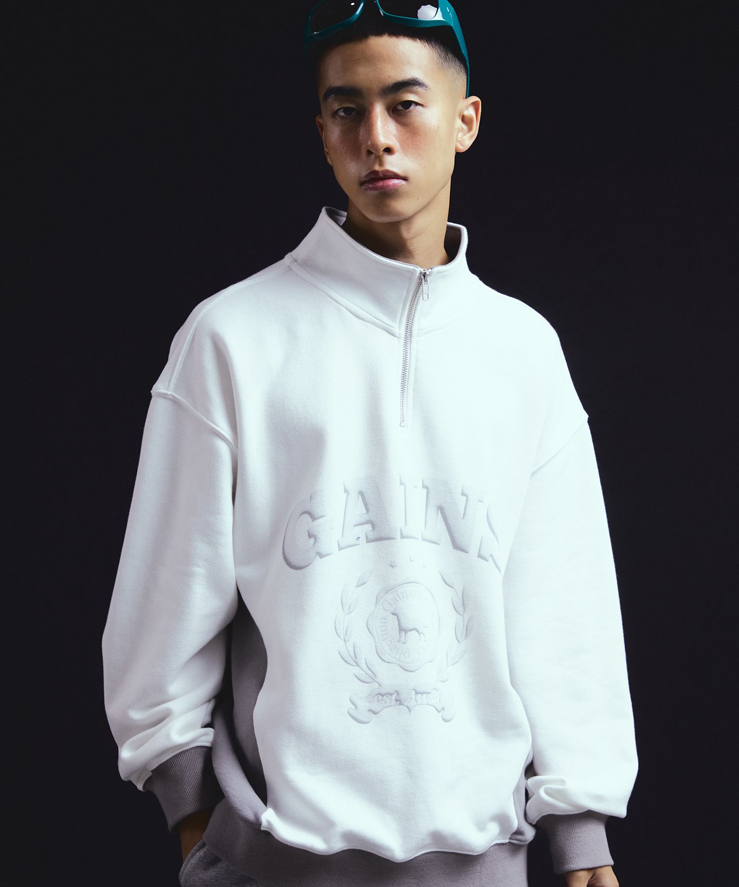★大人気★GAINSBORO★Laurel Golden half zip★送料・関税込★ MUSINSA公式 | GAINSBORO 3D laurel golden color combination