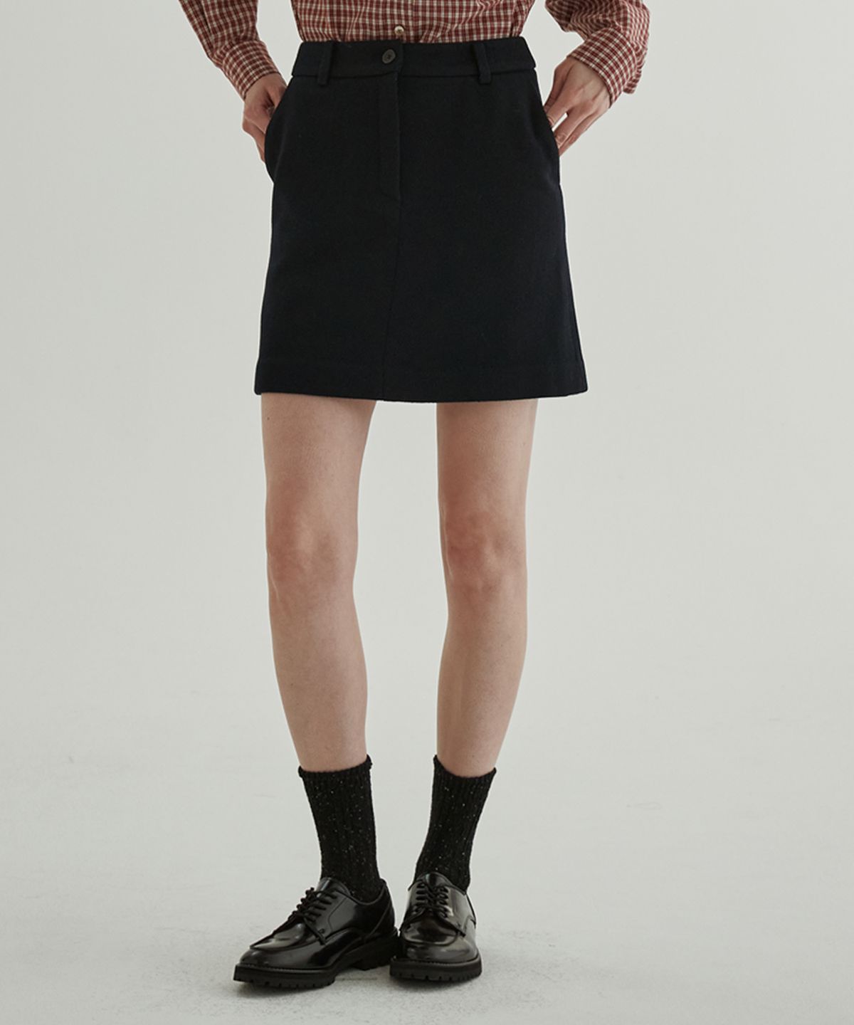 스텝어라운드(STEP AROUND) Wool Twill Mini-Skirt (Navy)