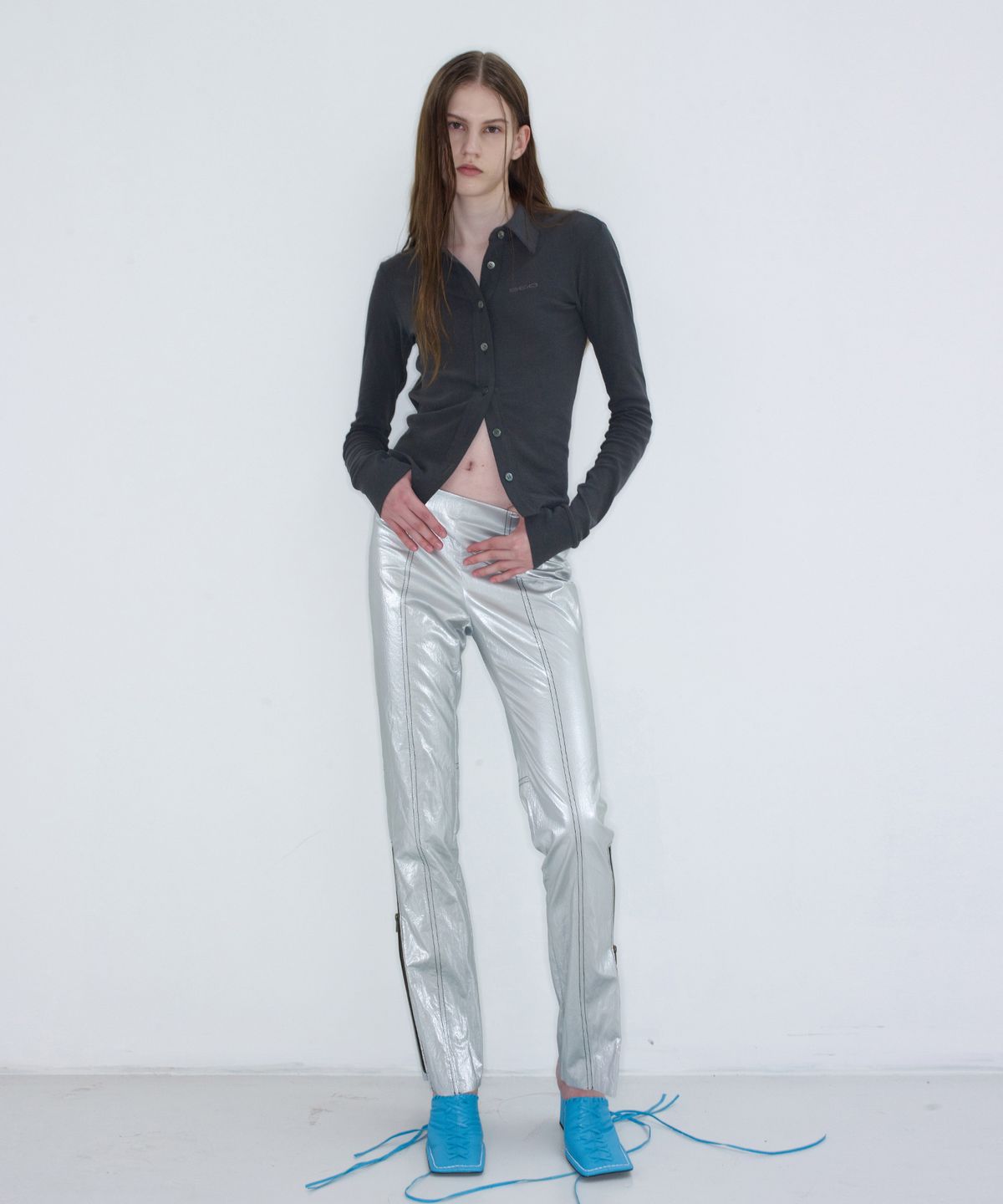 에스이오(s/e/o) SHINING FAUX LEATHER PANTS SILVER
