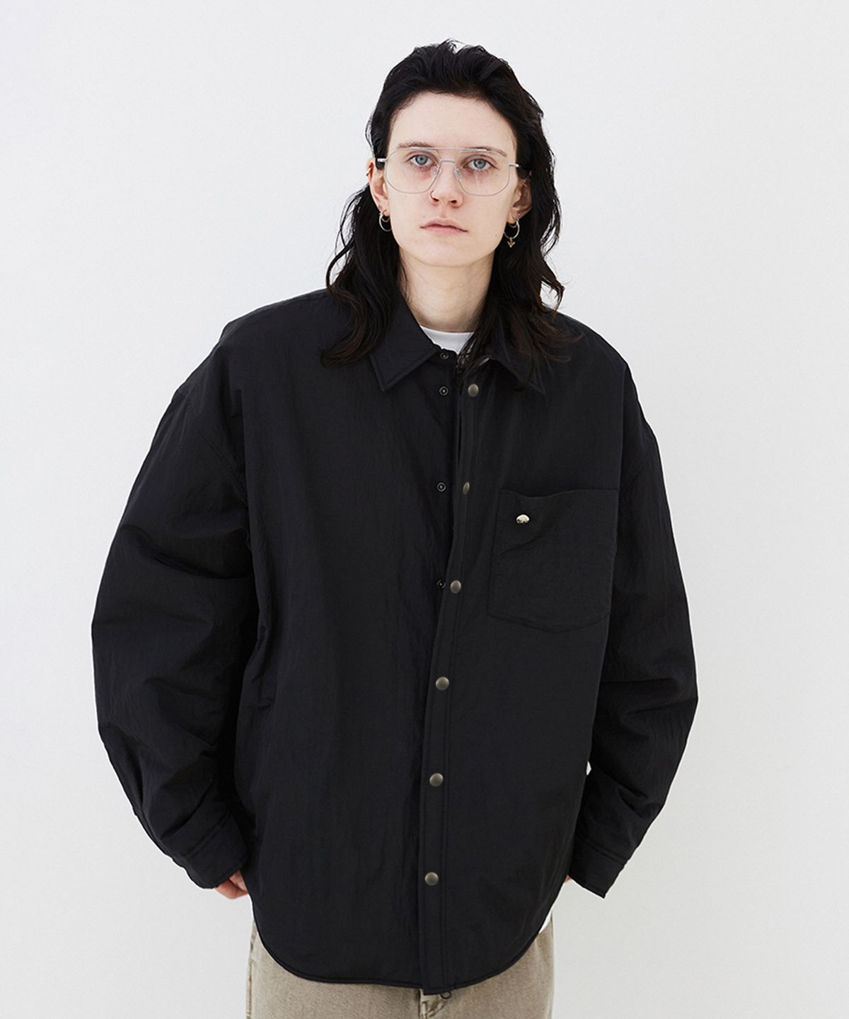 이에이(IEY) OVER SHIRT JUMPER Black