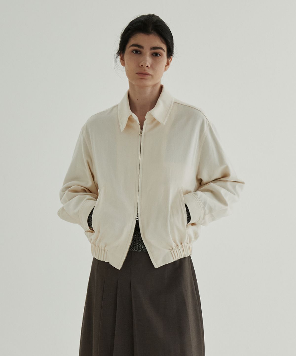 스텝어라운드(STEP AROUND) Soft Cotton Collar Blouson (Ivory)