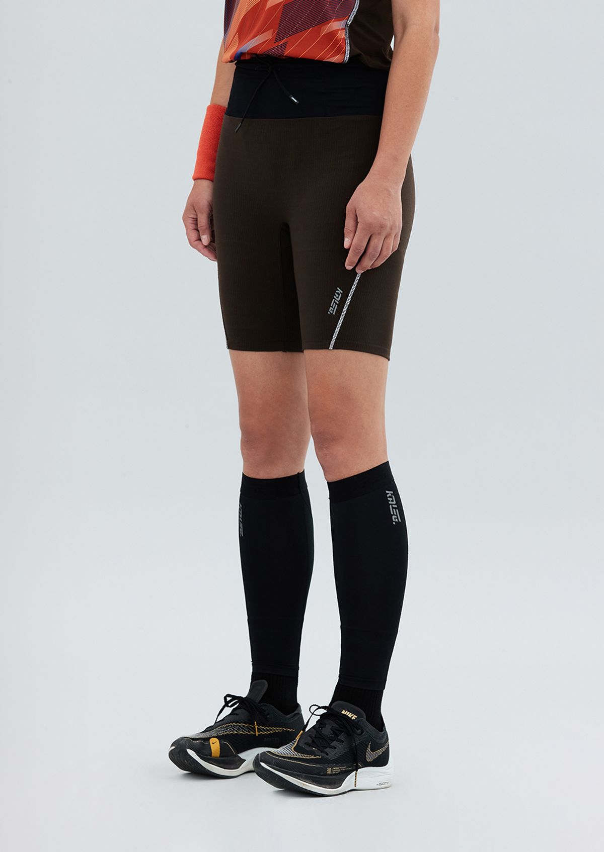 칼렉(KALEG) WOMENS FLIGHT SHORT TIGHTS (8) DARK BROWN