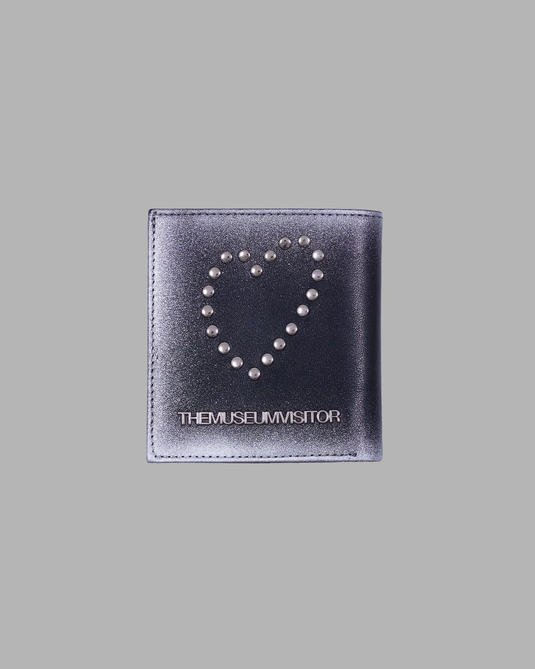 [THE MUSEUM VISITOR]★HEART STUD SPRAY WALLET MUSINSA | THE MUSEUM VISITOR HEART STUD SPRAY WALLET - BLACK