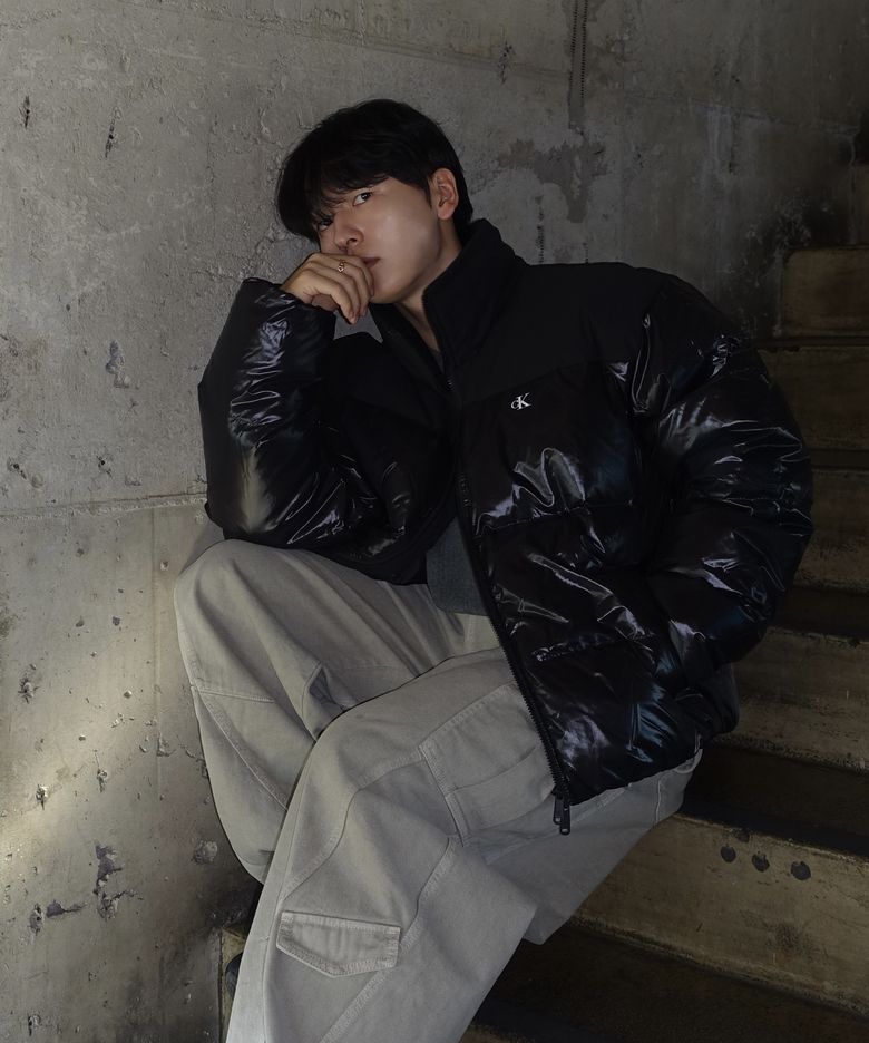 릴렉스핏 숏 블로킹 푸퍼 4RE526G UB1