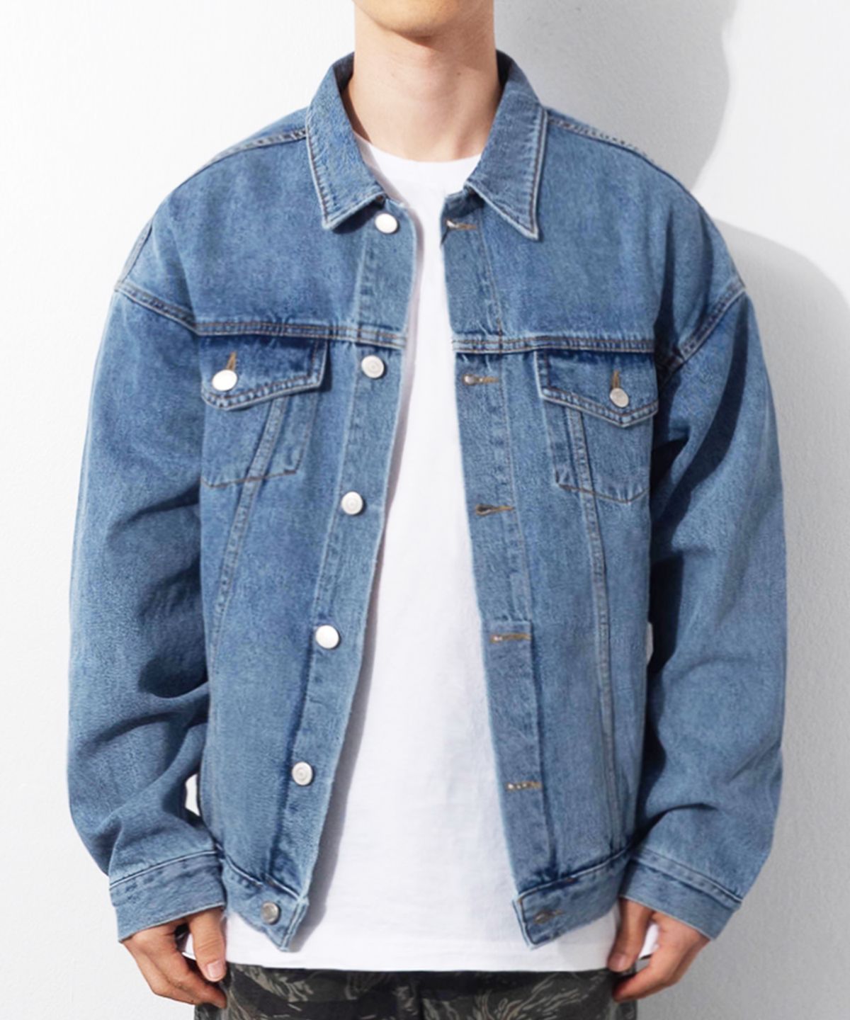 큐티에잇 가먼츠(QT8 GARMENTS) BN Washing Denim Trucker (Blue)