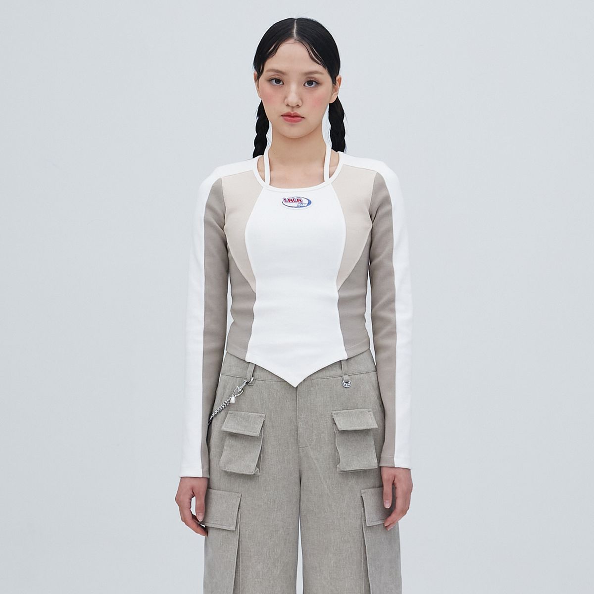 라라폭스(LALAFOX) STRAP COLOR BLOCK T-SHIRT IVORY BP3CL003