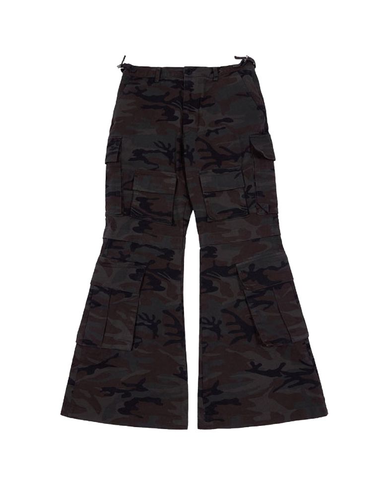TEN FLAP POCKET BOOTSCUT CARGO PANTS (CAMO)