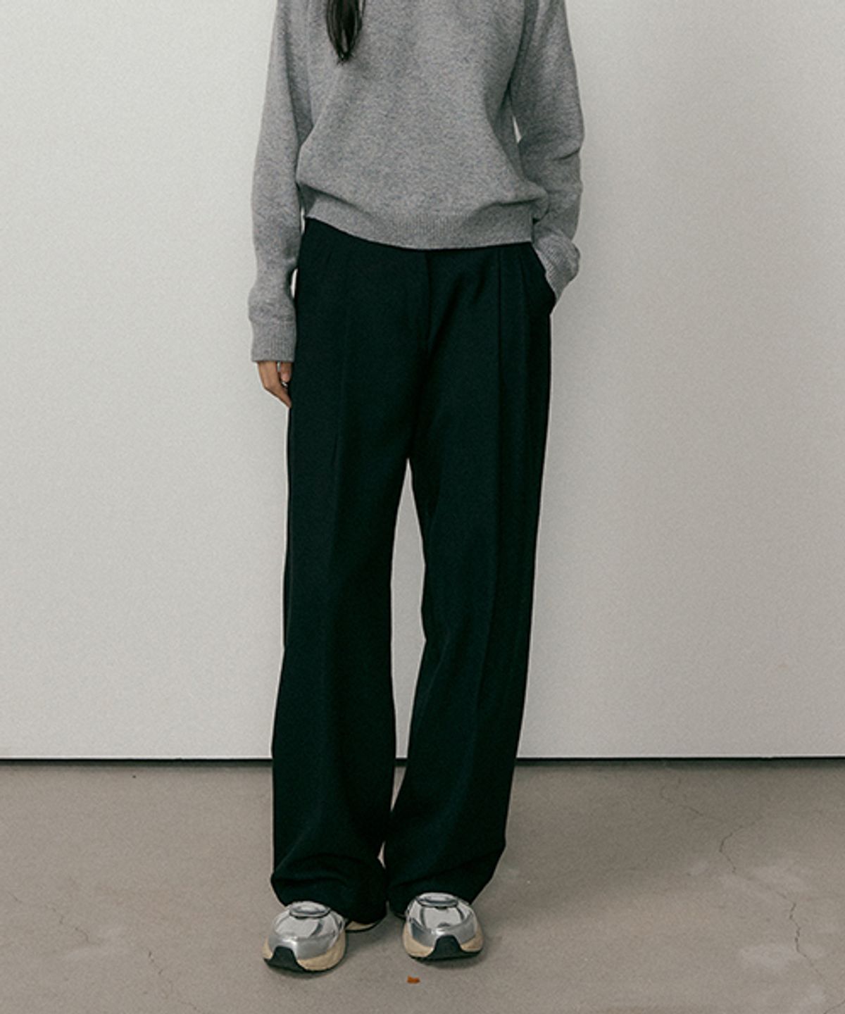 링서울(LINGSEOUL) two tuck wide pants-black