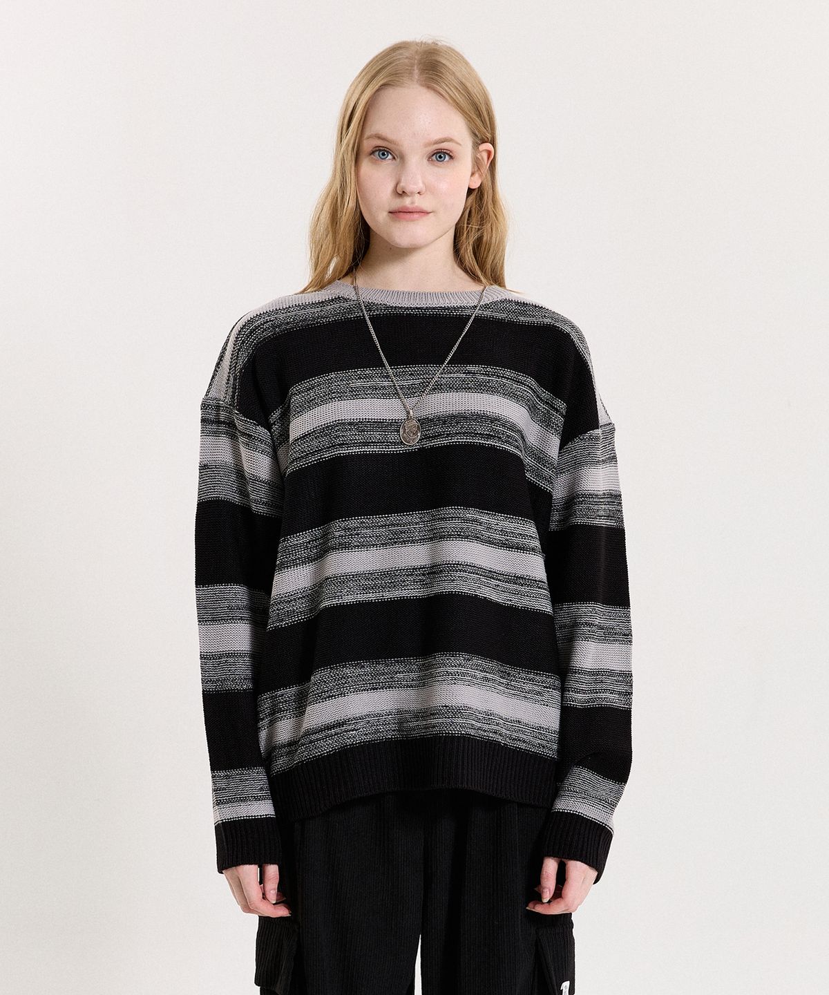 핑크파인애플(PINK PINEAPPLE) BOY FRIEND SWEATER_GREY