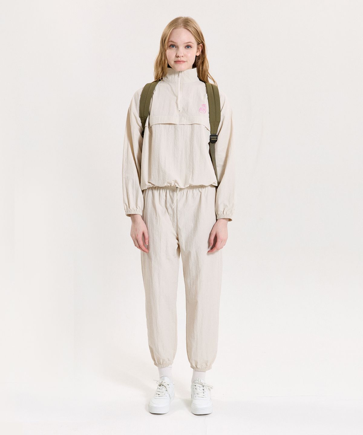 핑크파인애플(PINK PINEAPPLE) EASY ANORAK SUIT_IVORY