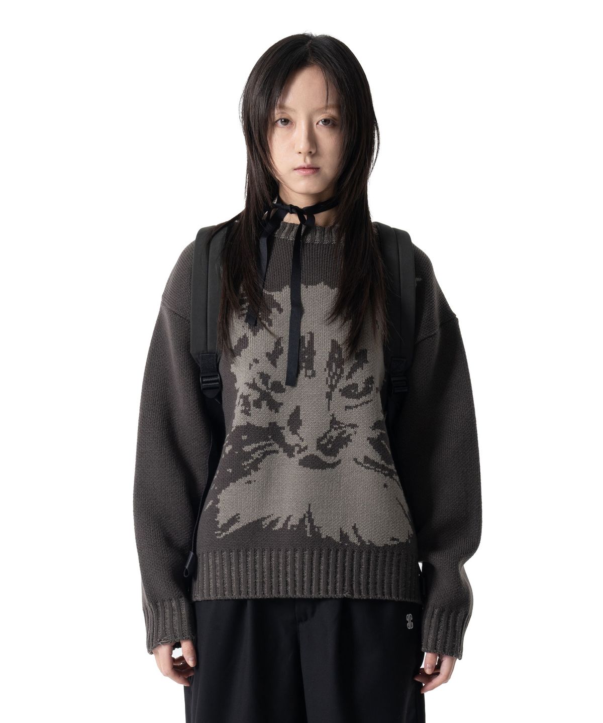 이우가마카라스(IUGAMAKARAS) Cat Graphic Distressed Knit (Deep Khaki)