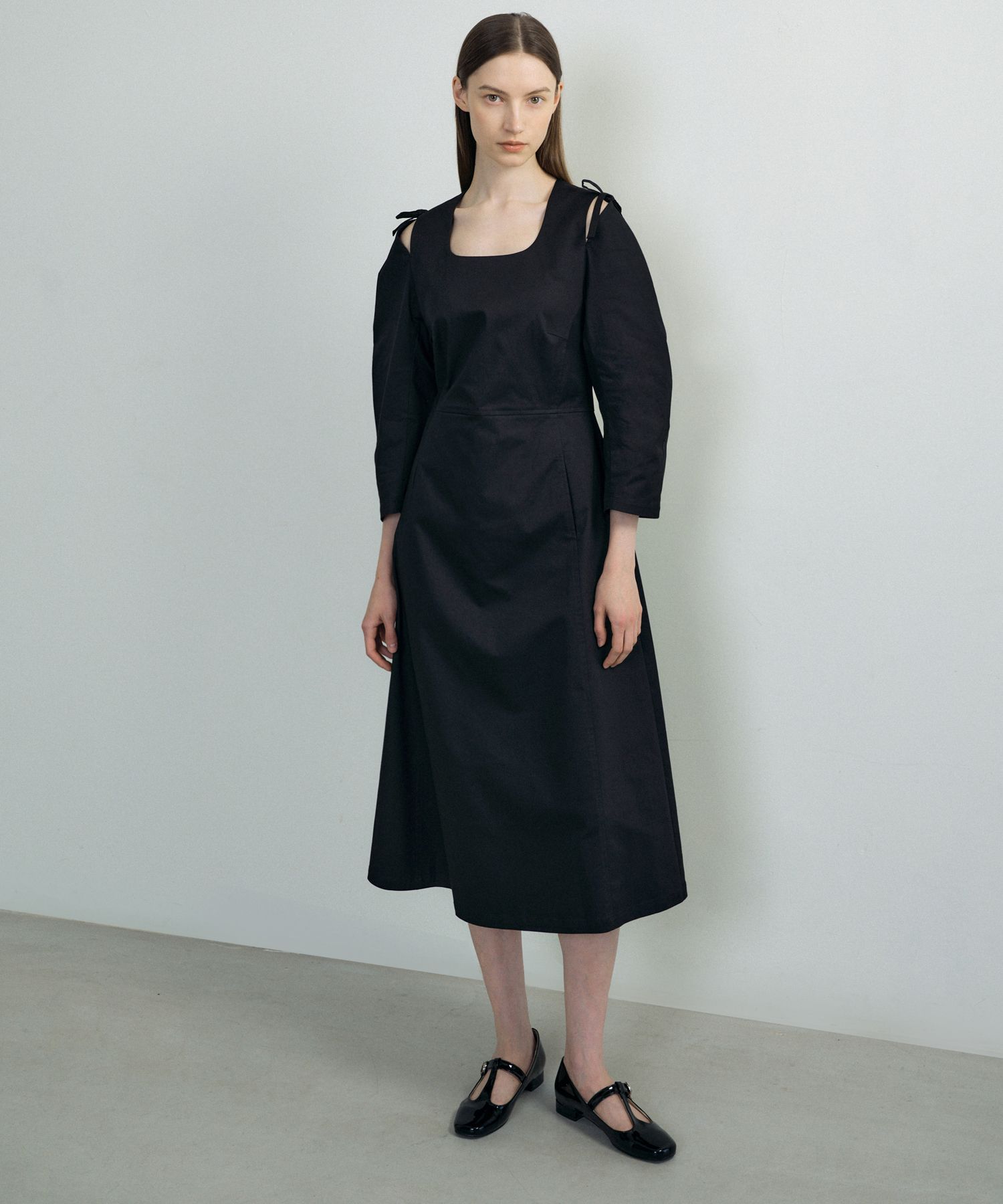 MUSINSA | OCTETTE CUTOUT RIBBON OPS_BLACK