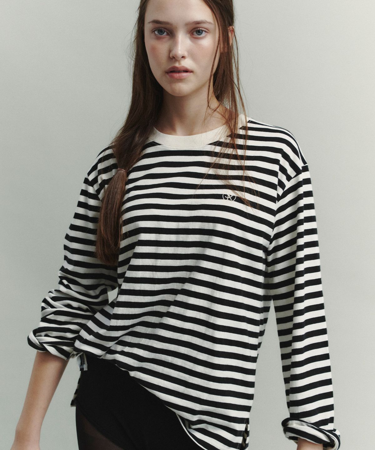 쏘이르(SO IR) STRIPE LONGSLEEVE T-SHIRT - BLACK