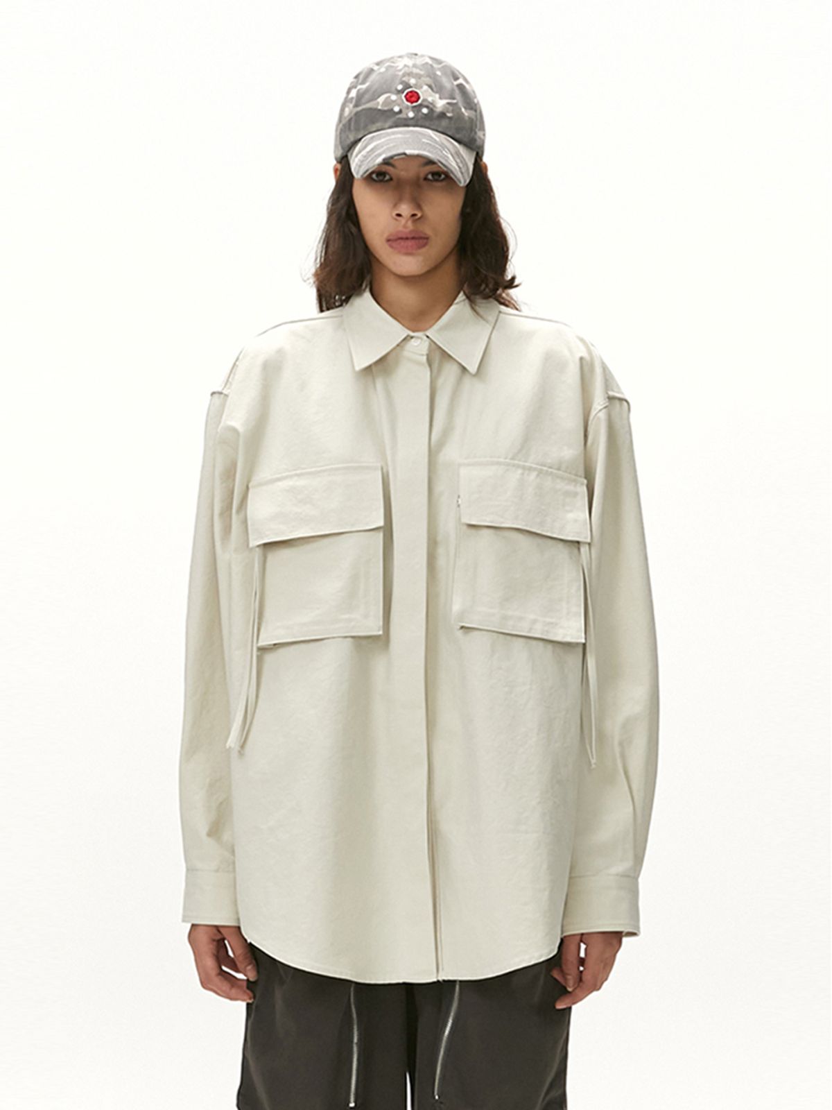 모어댄파라다이스(MORE THAN PARADISE) OVERSIZED POCKET SHIRT - BEIGE