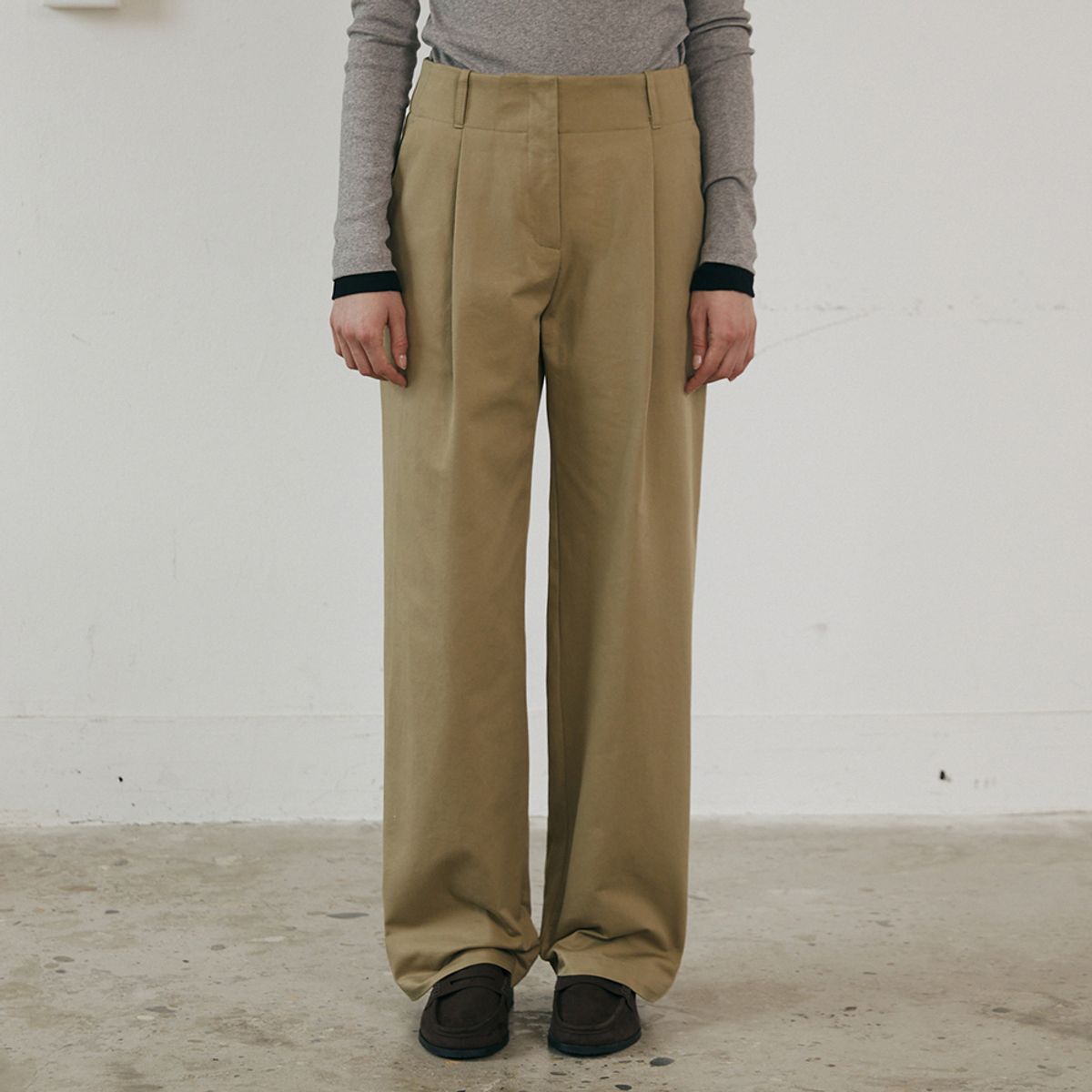 노우드(NOEUD) Bass cotton trousers (Beige)