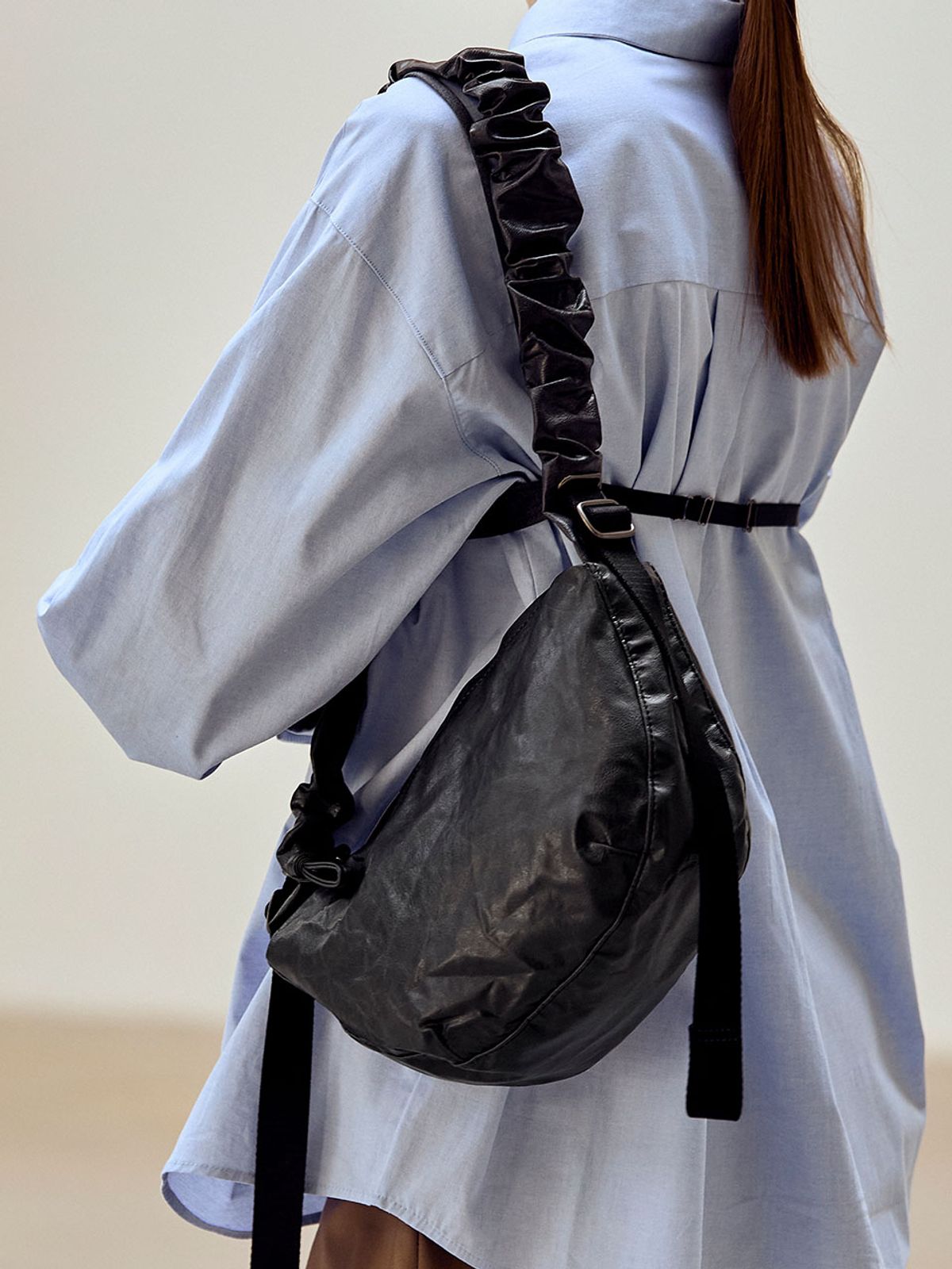 조셉앤스테이시(JOSEPH&STACEY) Daily Shirring Bag S_Faux Leather Roast Black