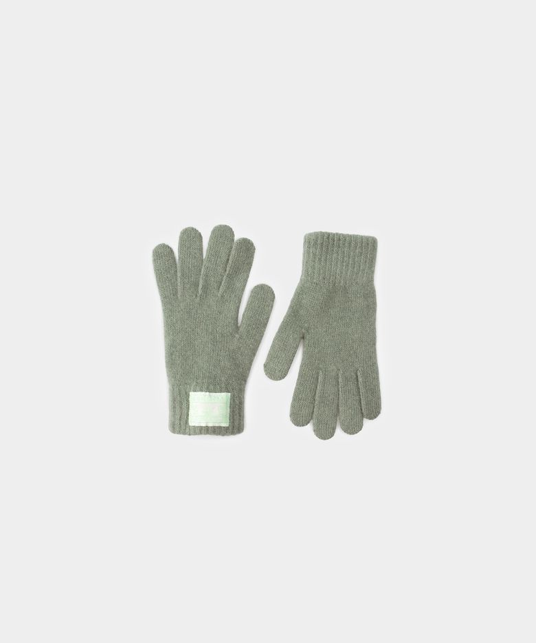 Mano_Aesop green