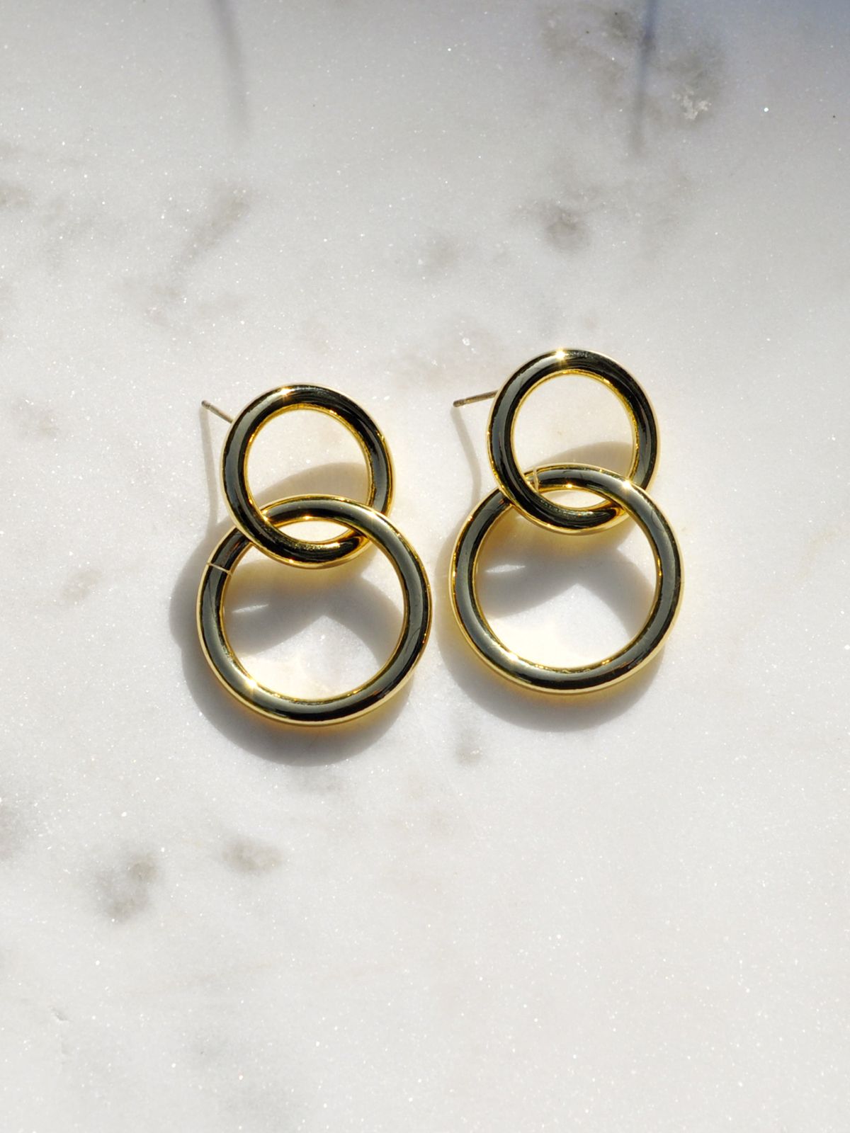 조에나(ZOENA) Snowman earrings gold