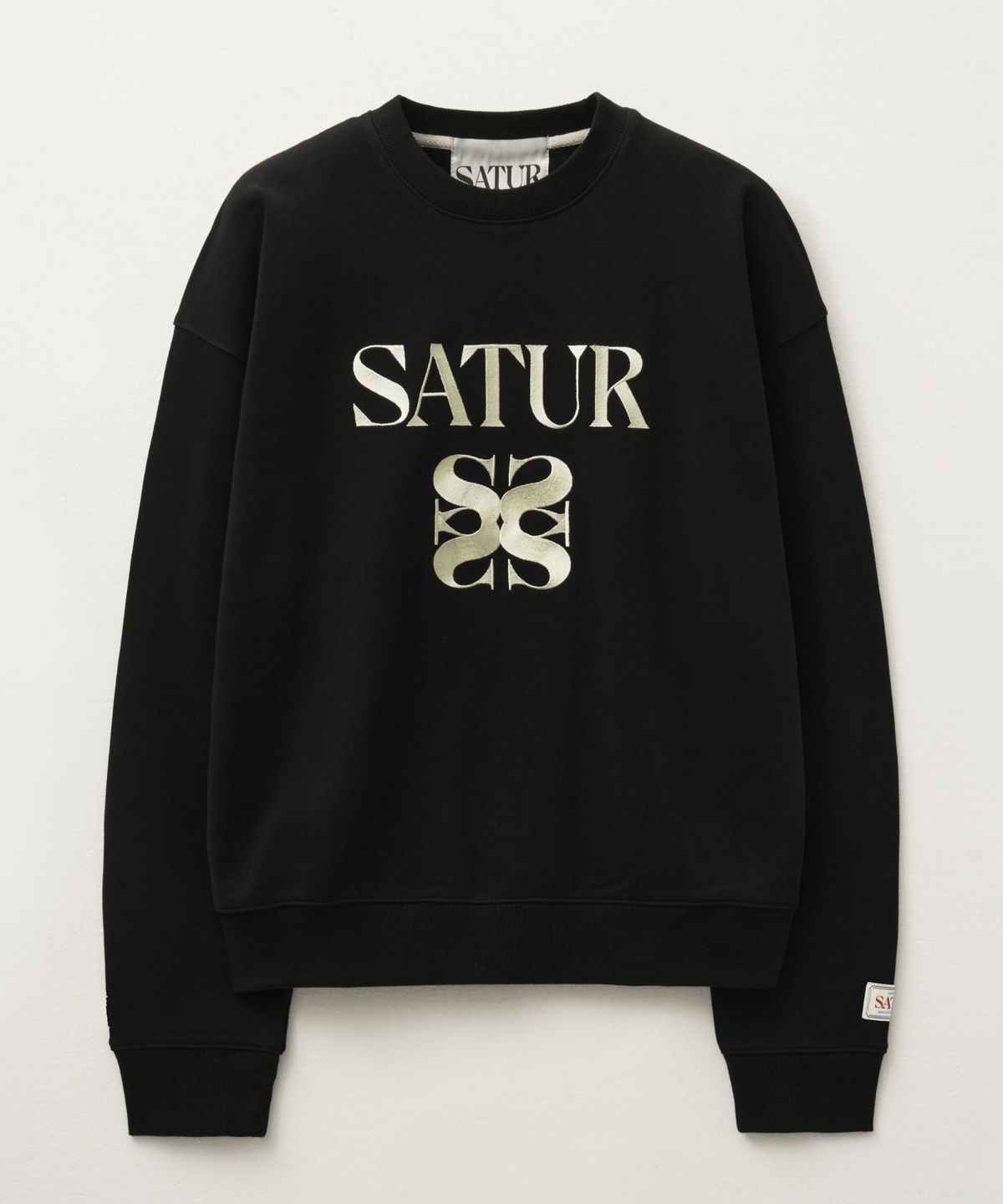세터(SATUR) 클래식 로고 스웨트셔츠 클래식 블랙