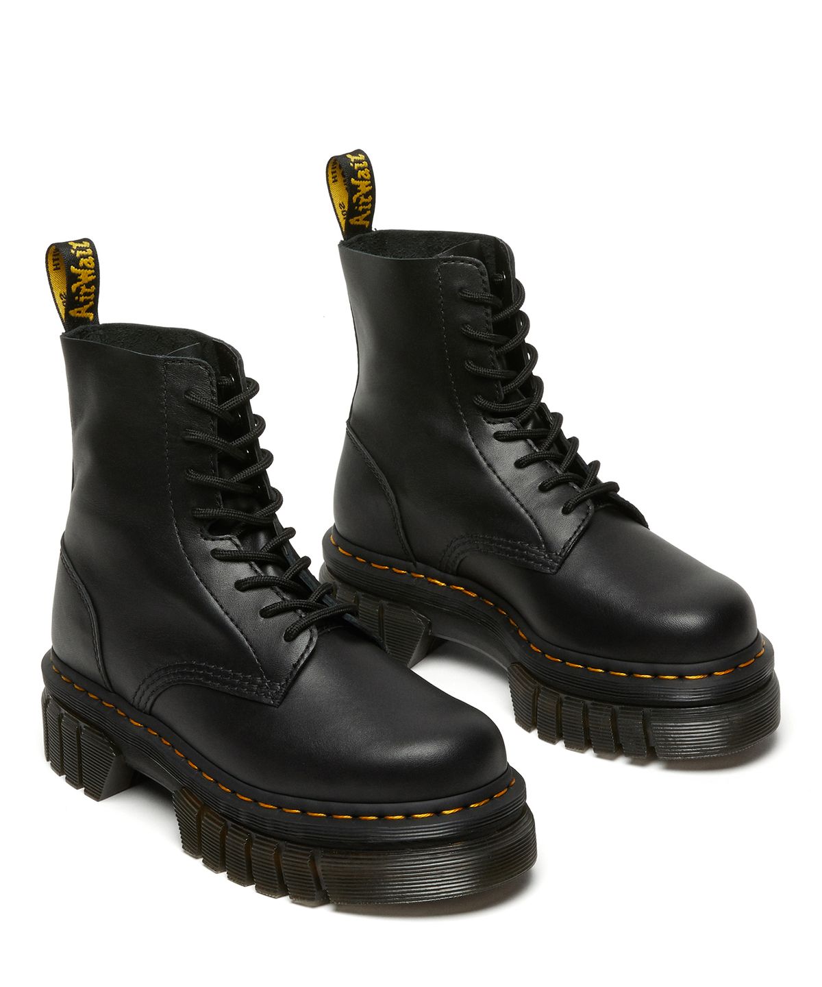 닥터마틴(DR.MARTENS) 오드릭 8-아이 나파 럭스 블랙 / 27149001