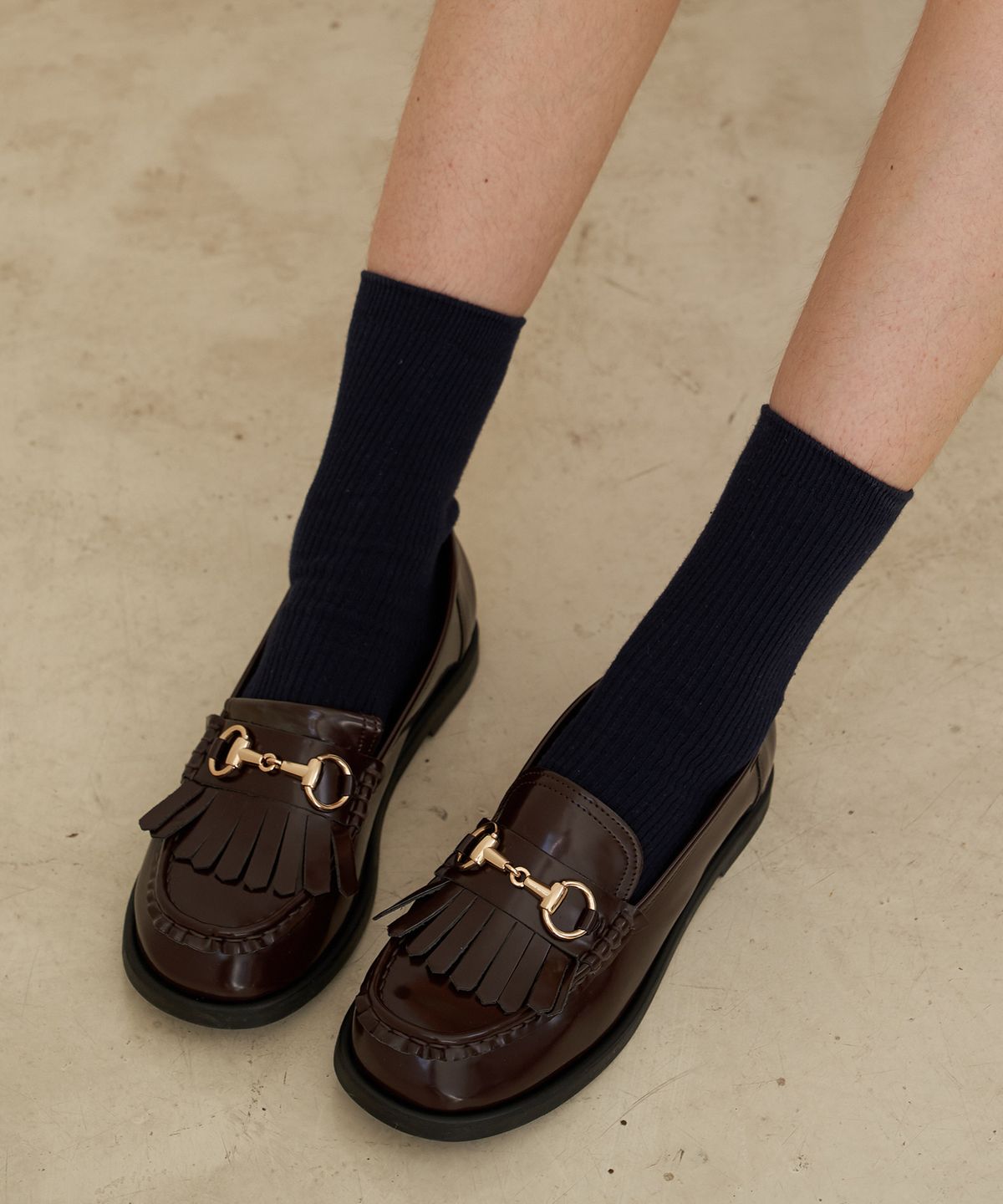 스퍼(SPUR) Ines loafer -SA8002 (2color) 빈티지 테슬 로퍼