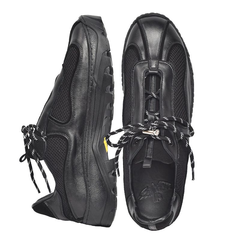 DV HIKE TRACKERS 01