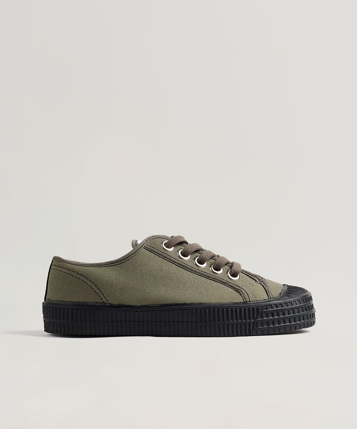 노베스타(NOVESTA) 스타마스터 Grey/Black