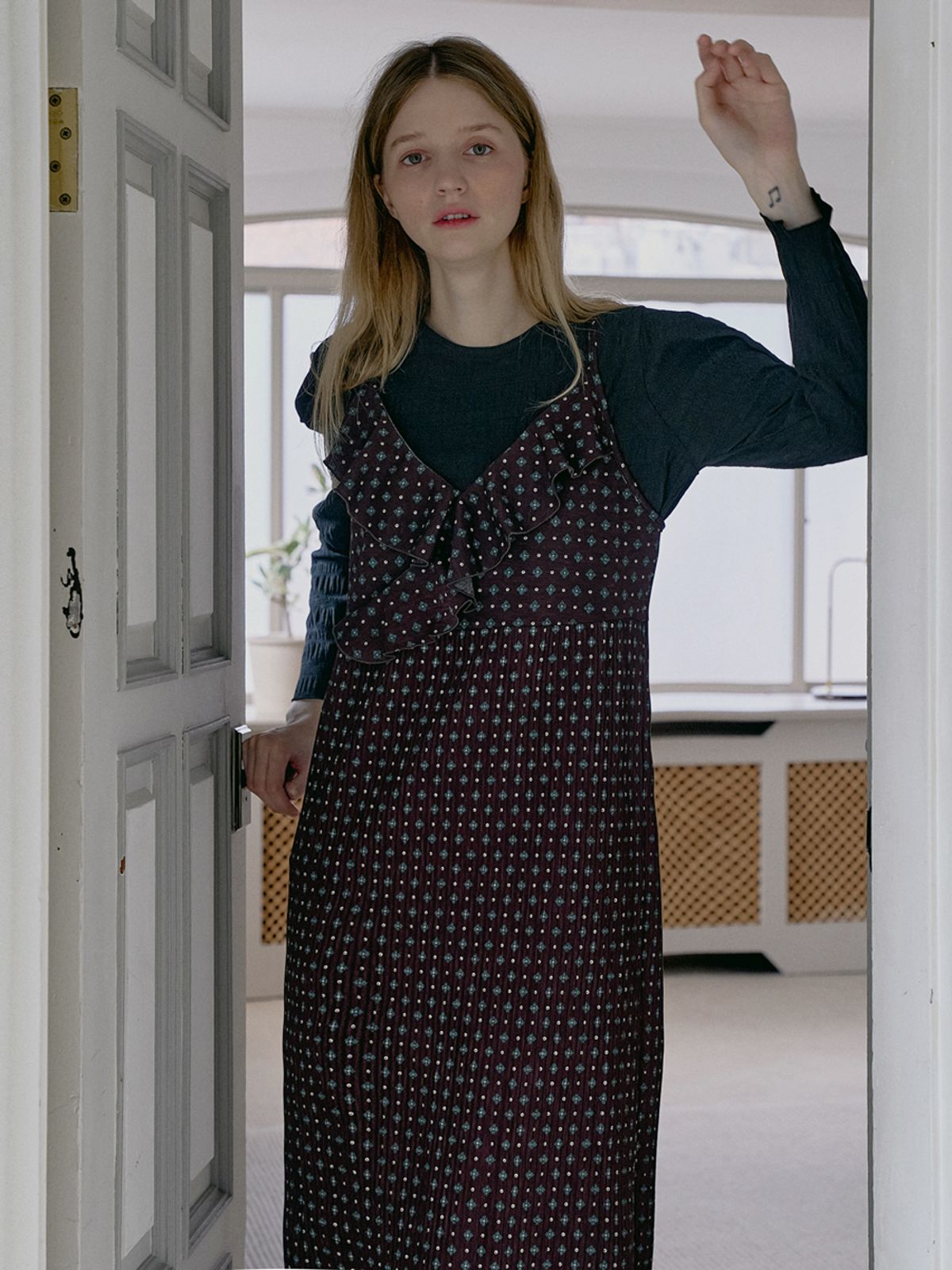 아방(AVANT-G) Ethnic Pattern Frill Layered Dress - WINE