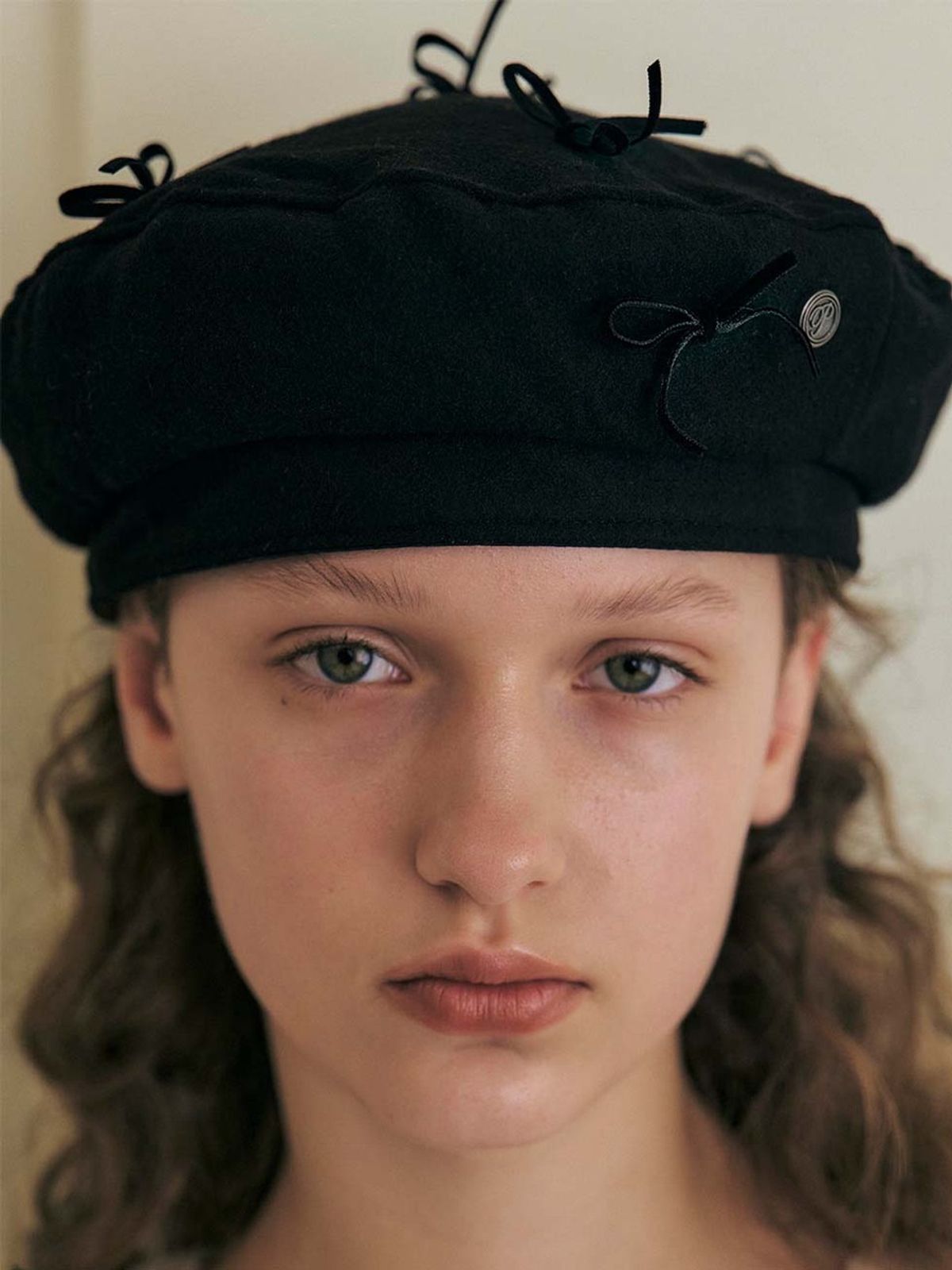 포에지담(POESIEDAME) BOW BERET IN BLACK