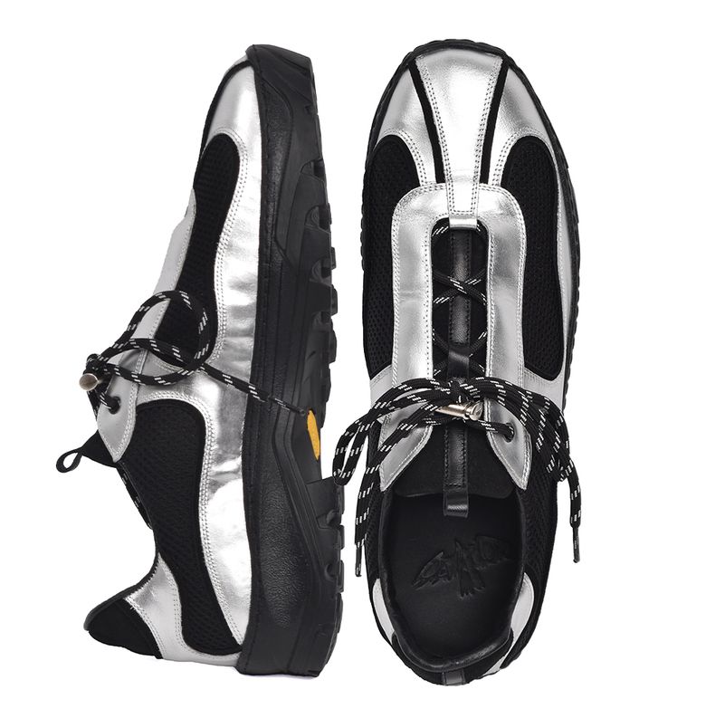 DV HIKE TRACKERS 02