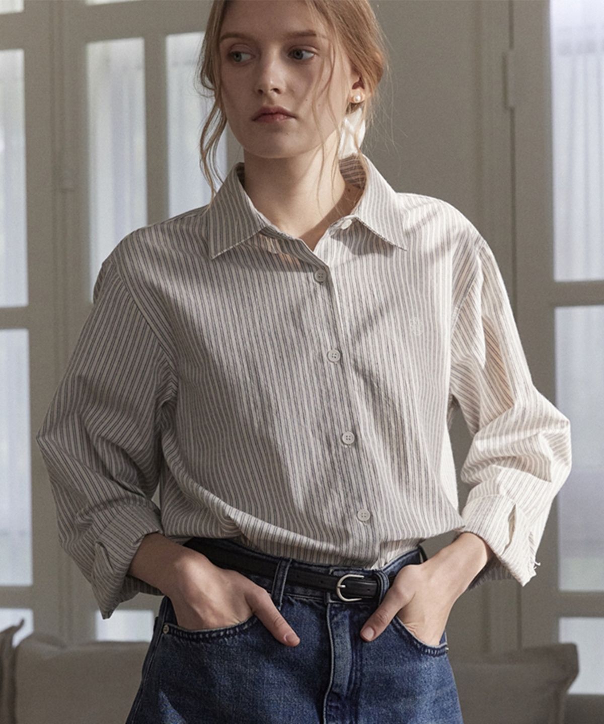 논로컬(NONLOCAL) Emblem Logo Stripe Shirt - Blue