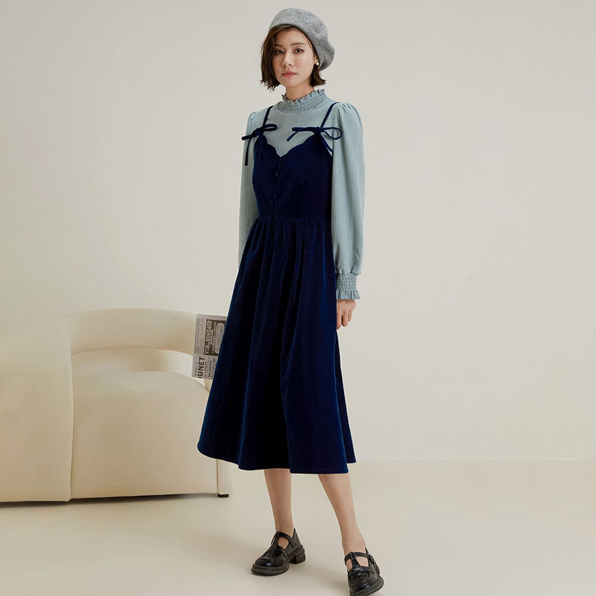 랭썬(LANGSON) LS_Velvet v-neck slip dress