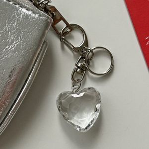 클리어 하트 키링