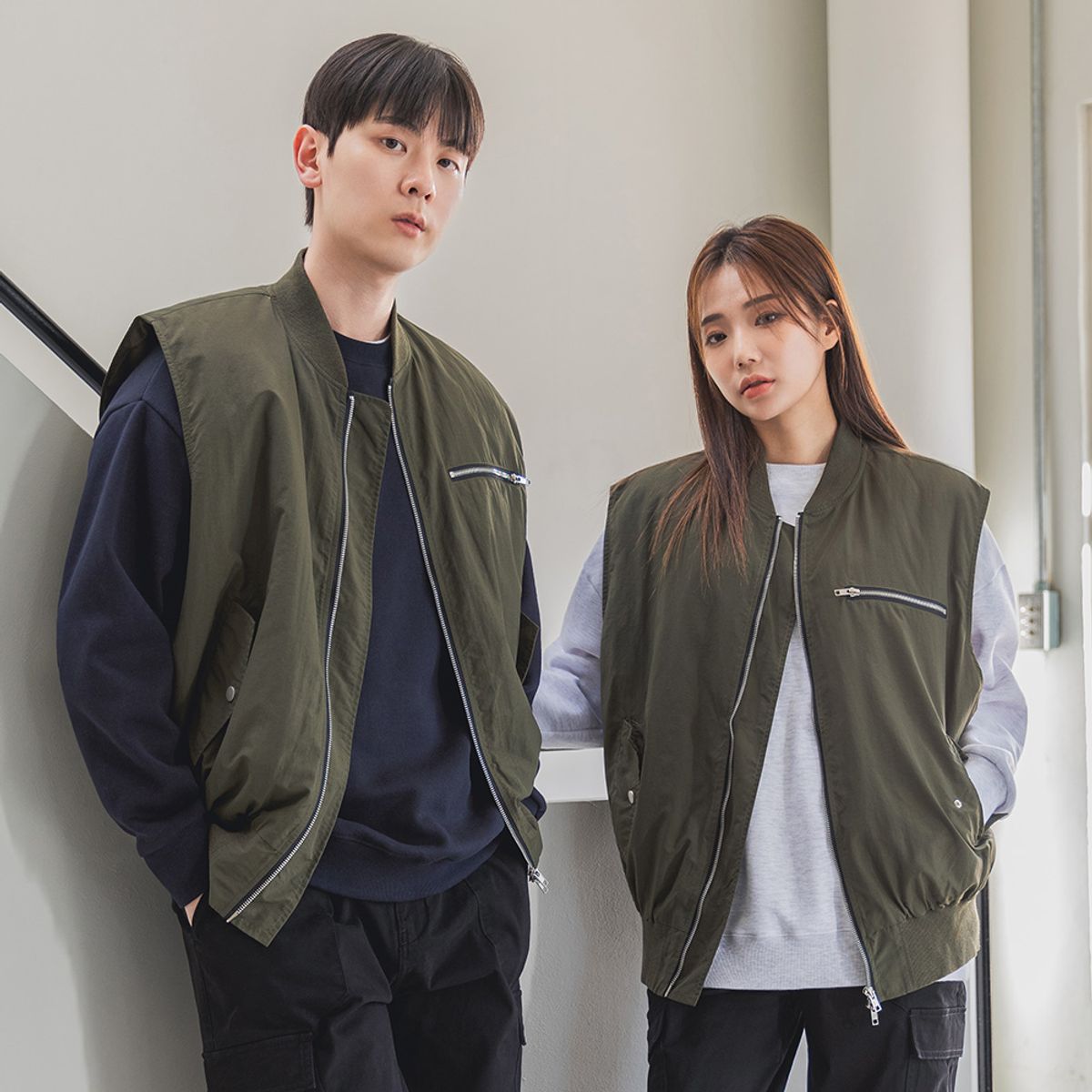 앨빈클로(ALVINCLO) 빈티지 패딩 조끼 AZH647 (2 COLOR)