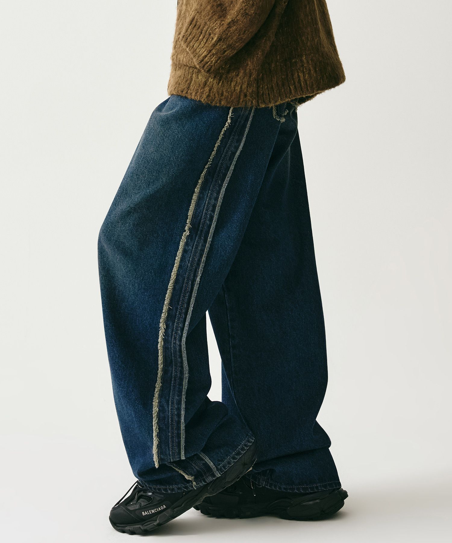 MUSINSA公式 | AVANDRESS Side Tessle Denim Pants BLUE