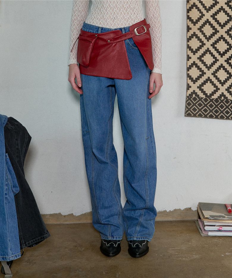 CURVED PANEL JEANS - BLUE