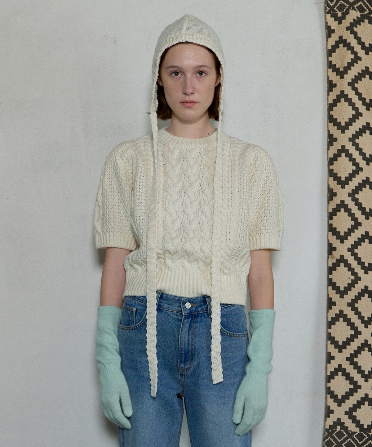 아옵트(AOPT) PUFF SLEEVE CABLE KNIT - IVORY