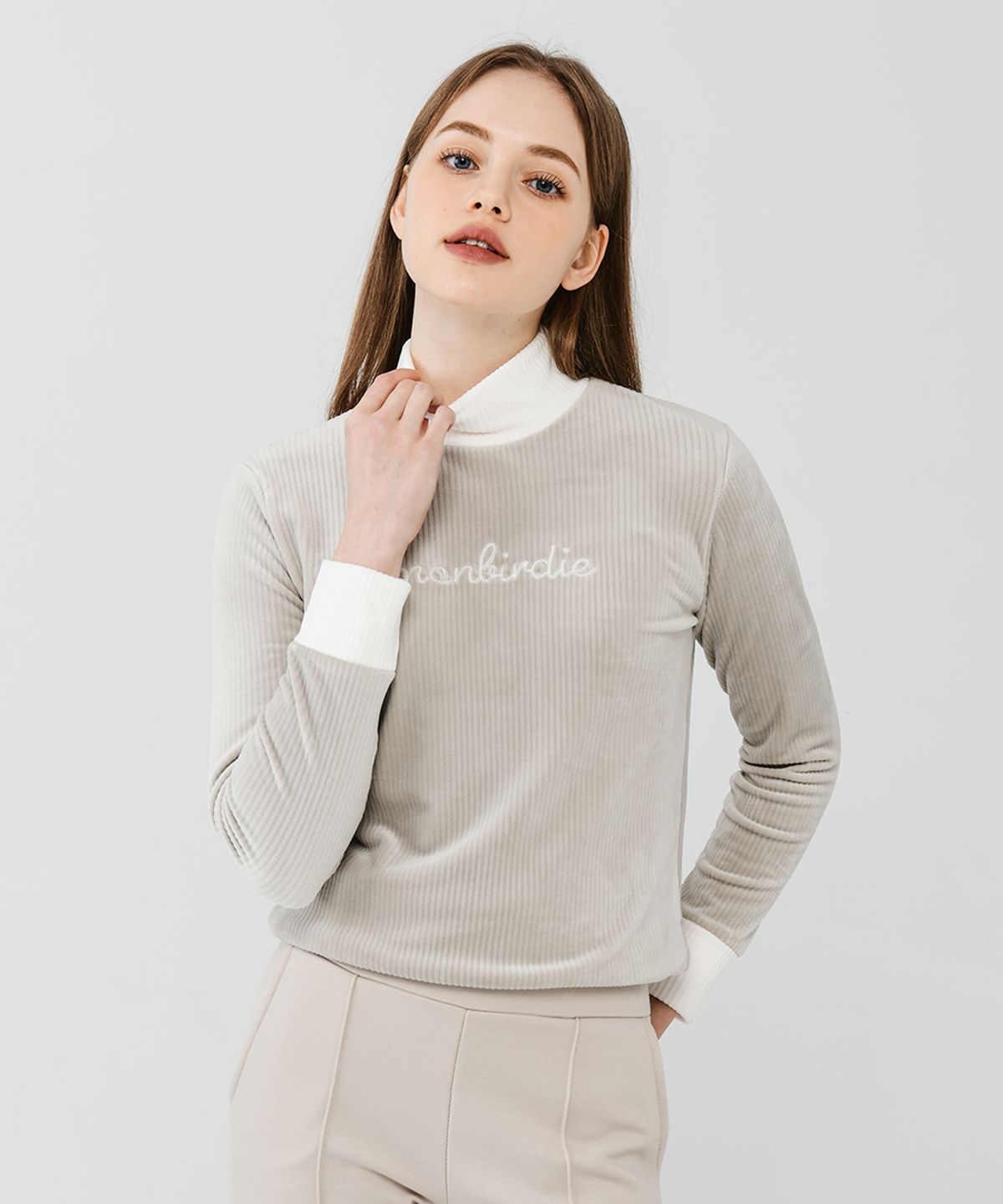 몽버디 골프(MONBIRDIE GOLF) SOFT VELVET STRETCH 벨벳 골지 모크넥 기모 티셔츠 _BEIGE